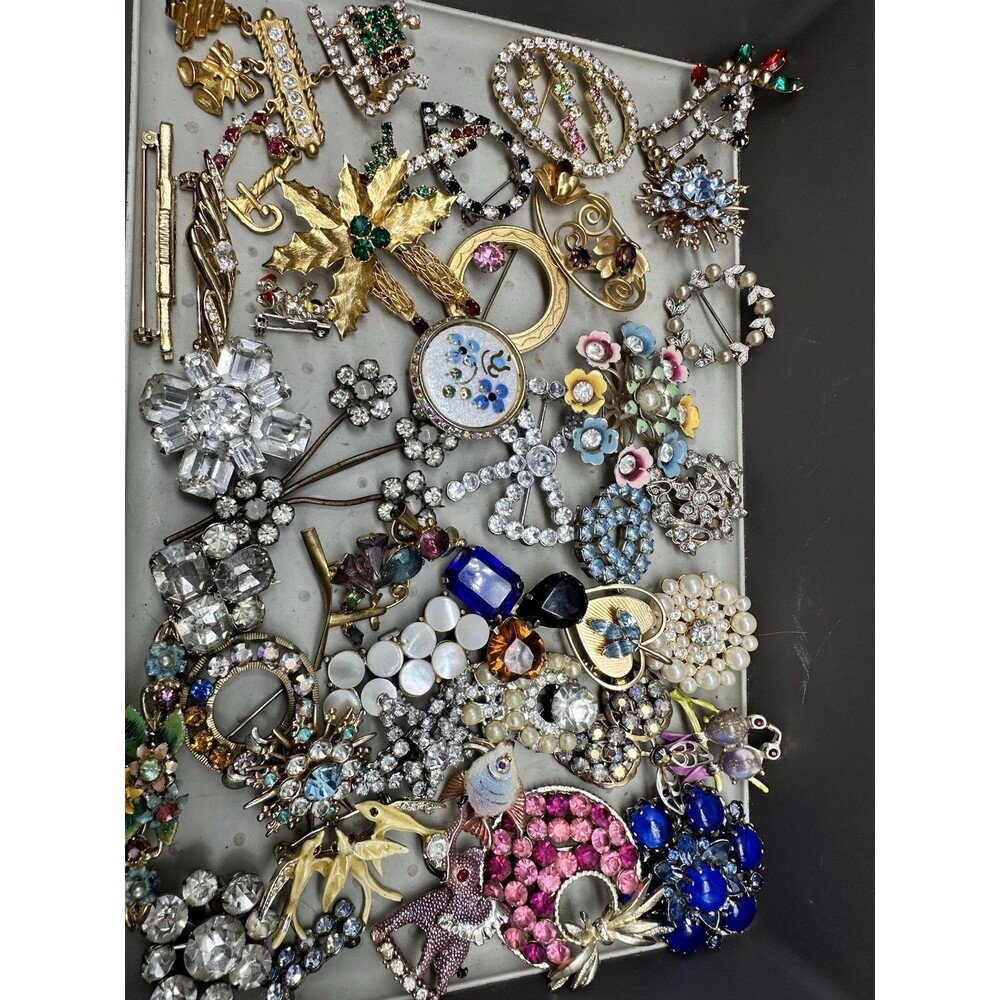 40 Vintage Rhinestone Pins Bundle Lot Christmas Figural Variety